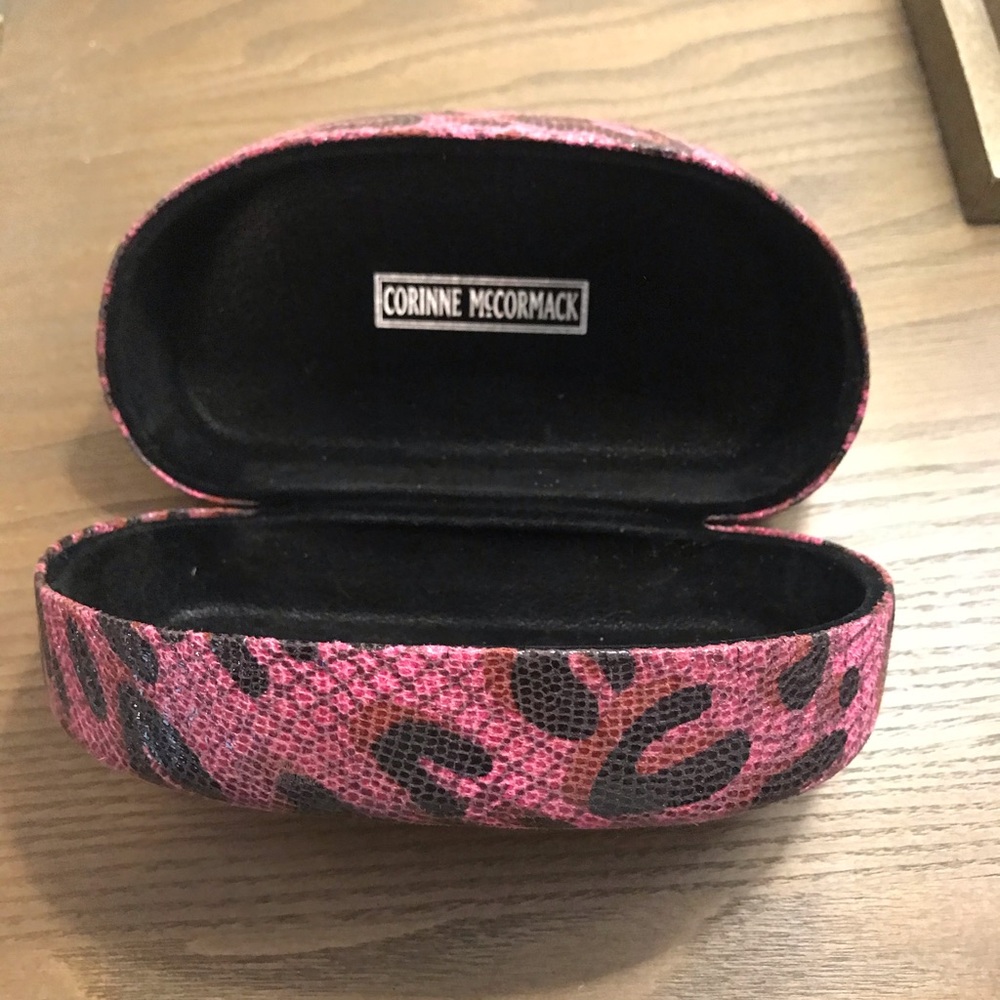 Glasses/sunglasses case